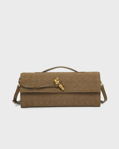Amara Clutch Väska i Mocka
