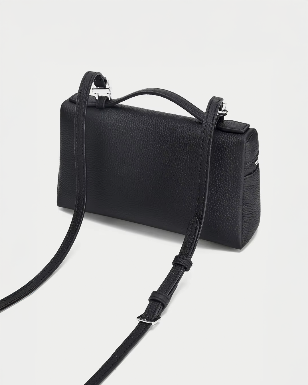 Arin Leather Shoulder Bag